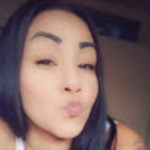 Meet your Posher, Jenna - Picture 1 of 1